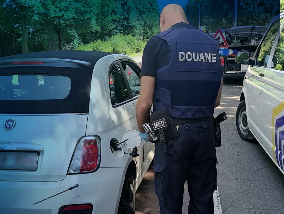 CT diesel rouge.jpg