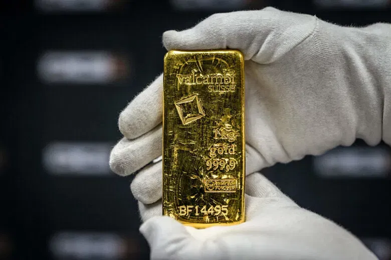 Les investisseurs alimentent la chute brutale des cours de l'or et de l'argent début 2026 - Business AM