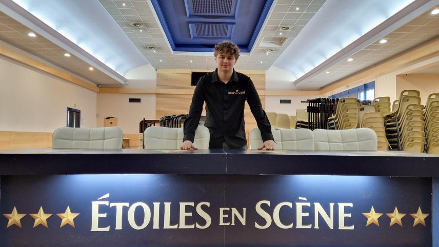 Jérémy Liot-Thomas est à l’origine de l’événement Étoiles en scène, organisé à Pont-de-l’Arche samedi 16 mai 2026.