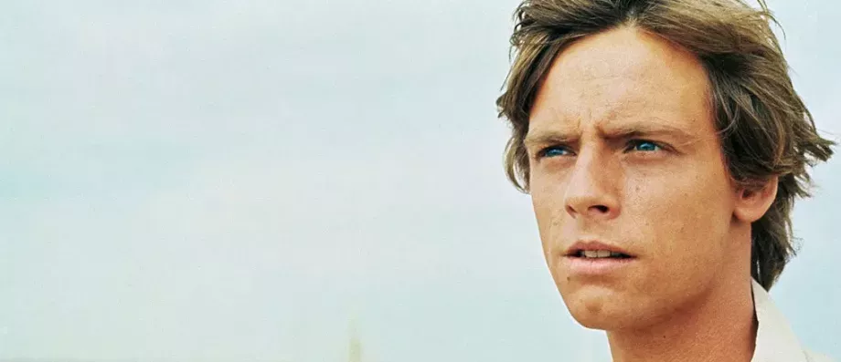 Mark Hamill, l’interprète de Luke Skywalker dans la saga Star Wars, vivement critiqué après avoir publié une photo réalisée par IA de Donald Trump dans sa tombe - Regardez