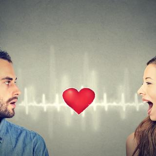 Une étude menée sur 6 millions de couples suggère qu’ils ont tendance à partager les mêmes troubles psychiques. © pathdoc, Adobe Stock 