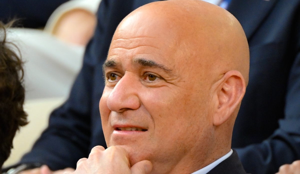 Roland Garros > Andre Agassi prévient Zverev après son sacre : "Quand j'ai enfin franchi la ligne d'arrivée, on m'a révélé un vilain petit secret..."