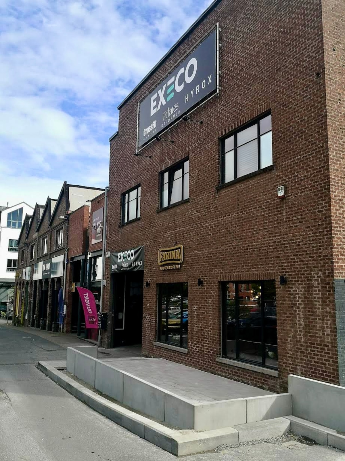 Deux nouvelles enseignes ouvrent leurs portes aux Papéteries de Genval : un restaurant et un centre de fitness haut de gamme, sur le site de l'ancien Caméléon.