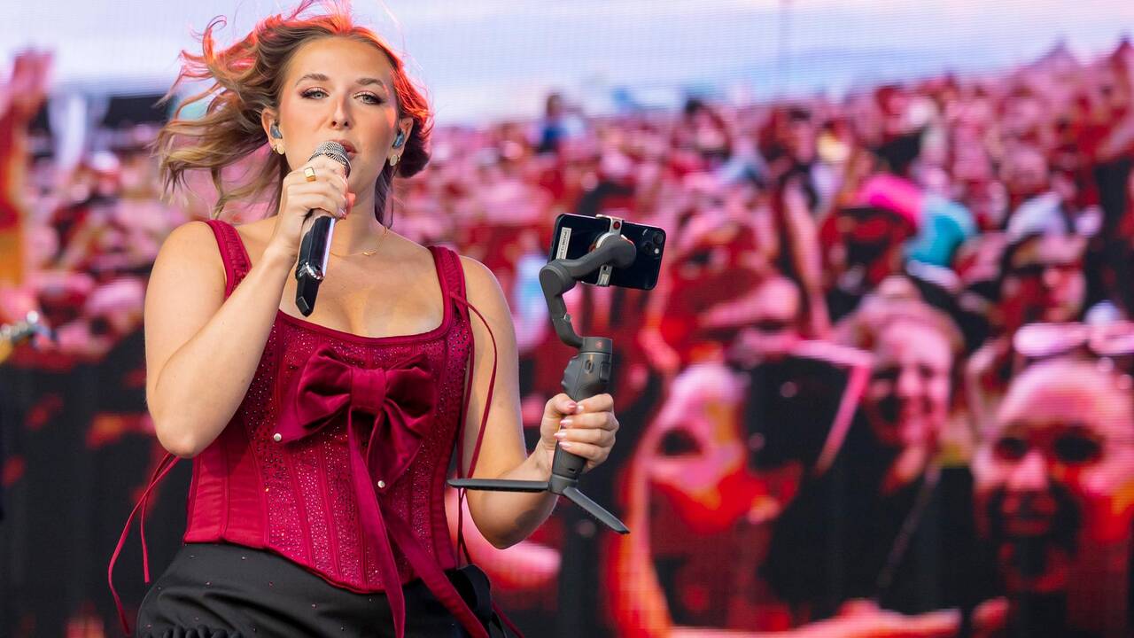 En images – Au Paléo, une cinquième soirée féminine, de Marguerite à Helena - Le Temps
