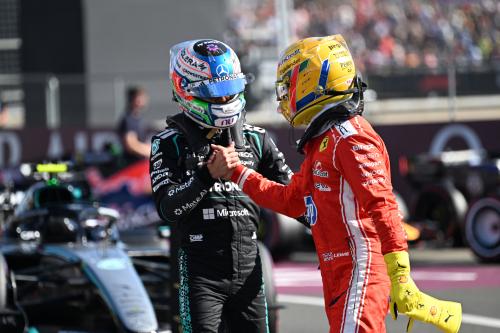 F1 Silverstone : Antonelli remporte la course sprint devant Hamilton
