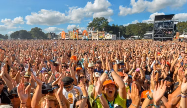 Tarif, horaires, jauge, camping… Six choses à savoir sur le « showcase XXL » de Jul, le 24 août, en Mayenne
