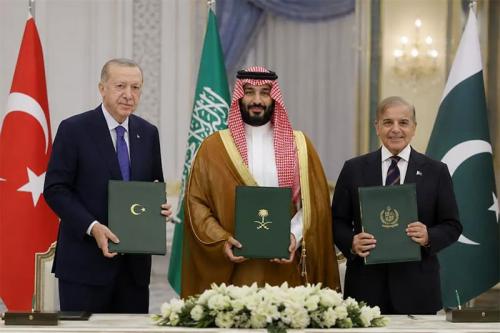 Guerre au Moyen-Orient : l’Arabie saoudite, le Pakistan et la Turquie ont signé un accord de défense
