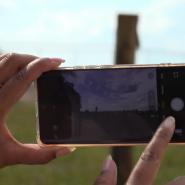 Photographier une éclipse solaire est possible avec un smartphone ou un appareil photo, à condition d’utiliser une protection adaptée et de respecter quelques règles de sécurité.