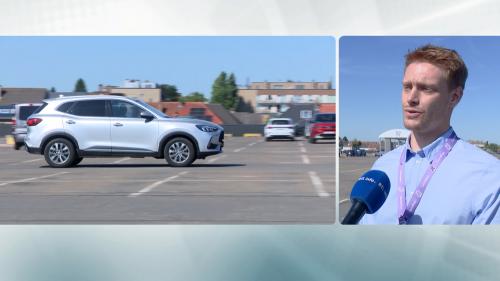 Voiture électrique : Carrefour interdit l’accès à ses parkings toits
