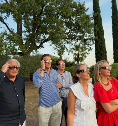 Éclipse solaire du 12 août : les familles royales européennes émerveillées