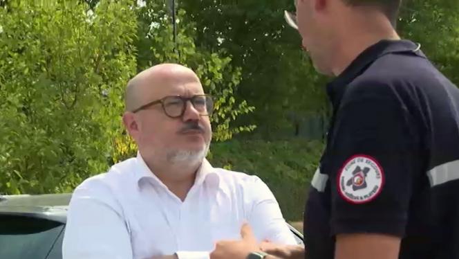 Le ministre de l’Intérieur Bernard Quintin au centre de crise de Vottem.