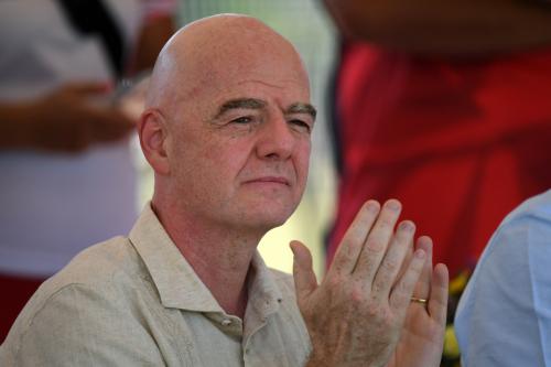 FIFA : le numéro 3 Kevin Lamour licencié après son opposition à Infantino