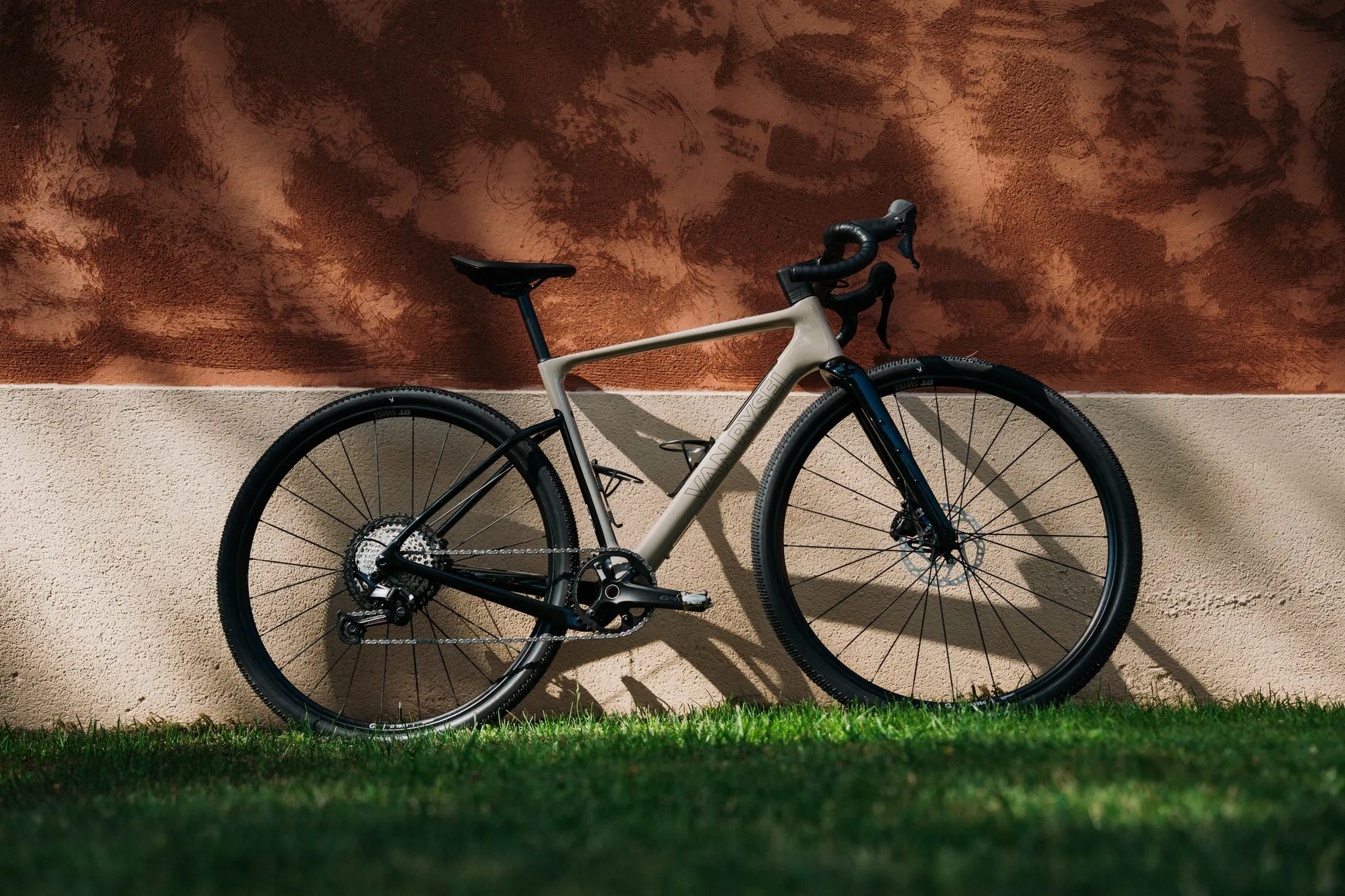 EDR-G : le gravel Van Rysel endurance pensé pour l'aventure bikepacking