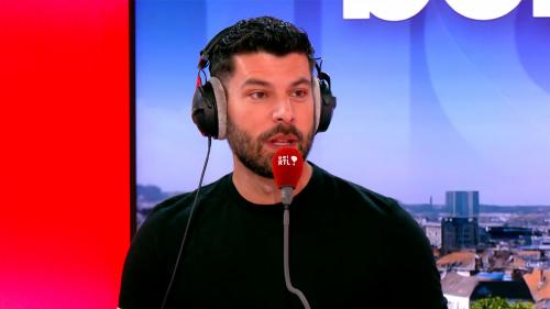 « Ça reste un traumatisme » : le professeur et humoriste Timothée Curado raconte comment son coming out lui a été « volé »