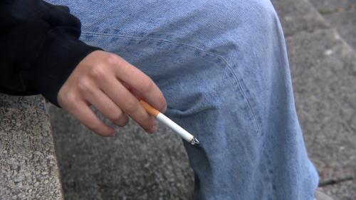 Tabac et cigarette électronique : la consommation reste élevée à l’école