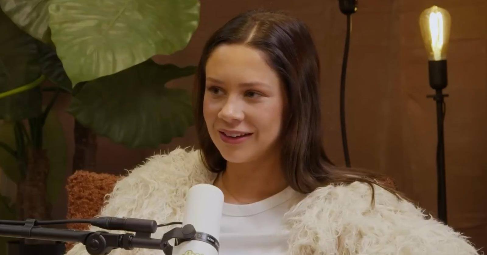Shania Gooris zegt vaak dat ze anders heet: "Zeker als ik op café ben"
