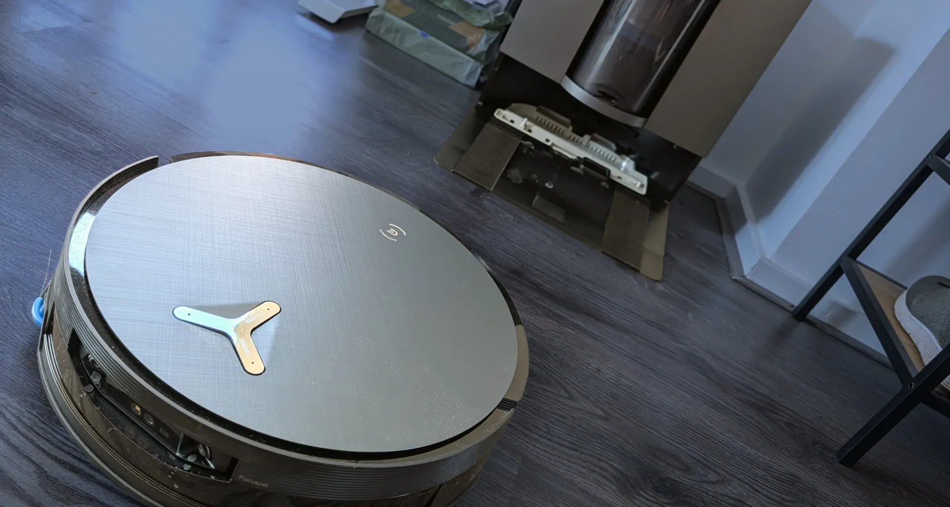 Ecovacs Deebot X12 OmniCyclone review: sproeiende robotzuiger