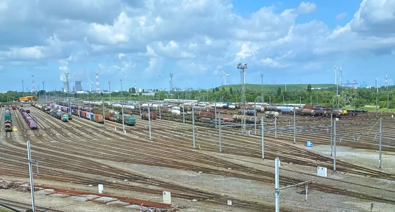 One of Europe’s largest rail yards digitally transformed by Kontron
