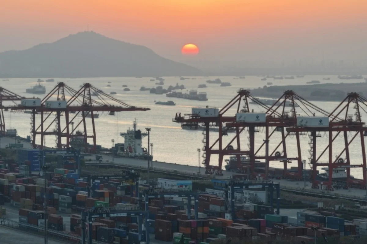 EU, China trade tensions loom over minister visit