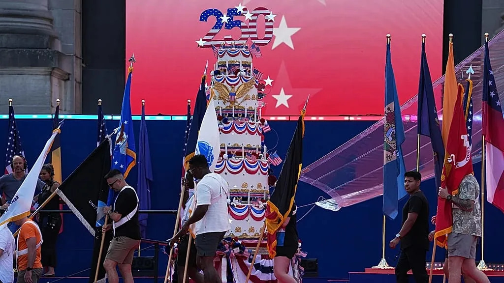 Brussels marks 250th anniversary of US independence with concerts, fireworks and drone show