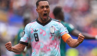 Senegal and Belgium head to extra time at World Cup at 2-2