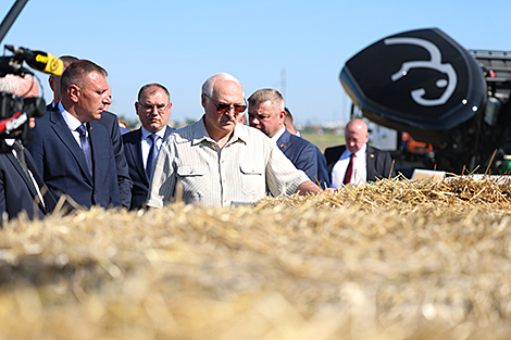 Lukashenko visits Bereza District