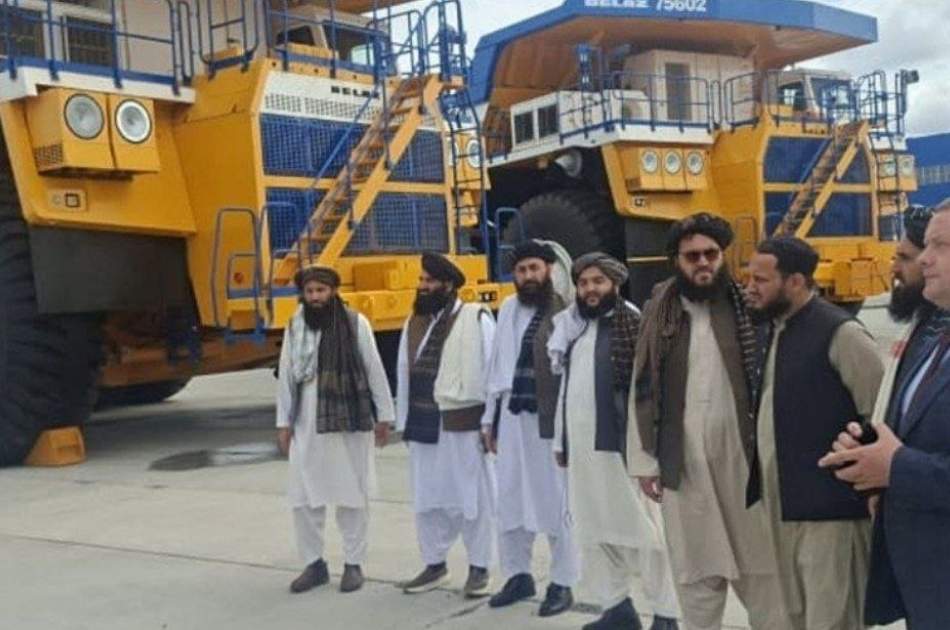 Afghan delegation visits Belaz factory in Belarus; Emphasis on expanding cooperation in heavy machinery