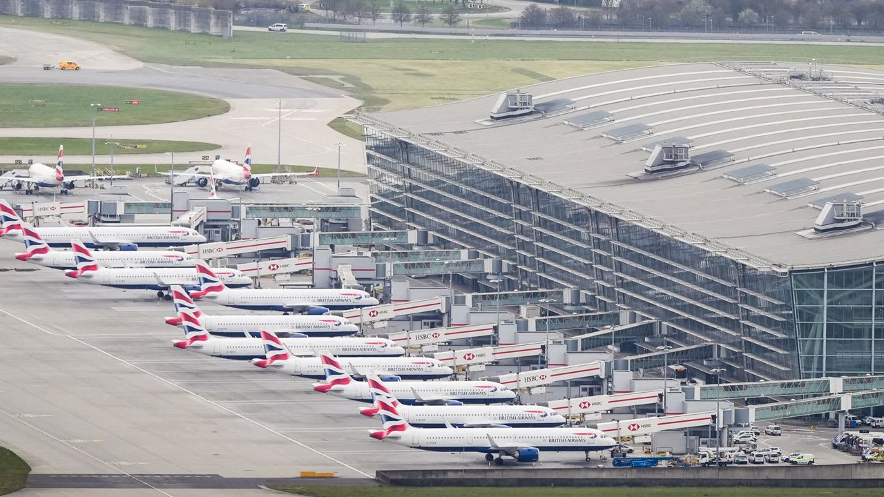 Passenger traffic at Heathrow Airport fell to 6.7 million due to the Iranian war