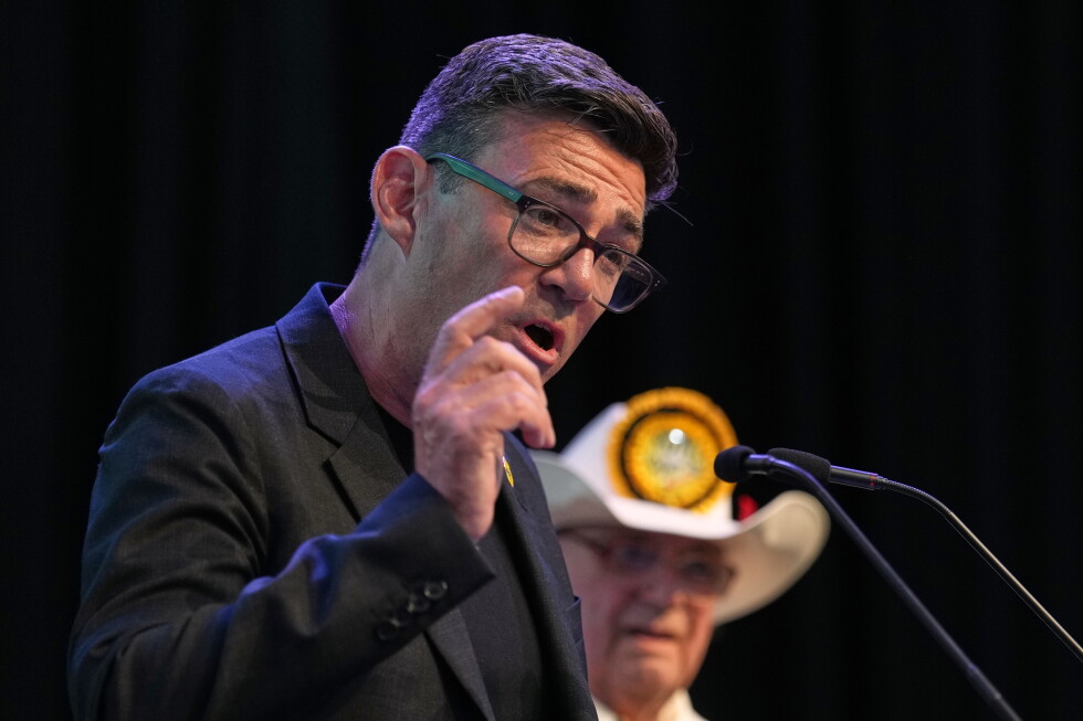 Andy Burnham eyes Britain's top job after winning a Parliament seat