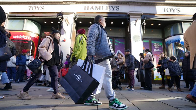 Retail sales ‘hit by warm weather’ in September