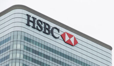 HSBC offloads Singapore life arm in £1.6 billion deal