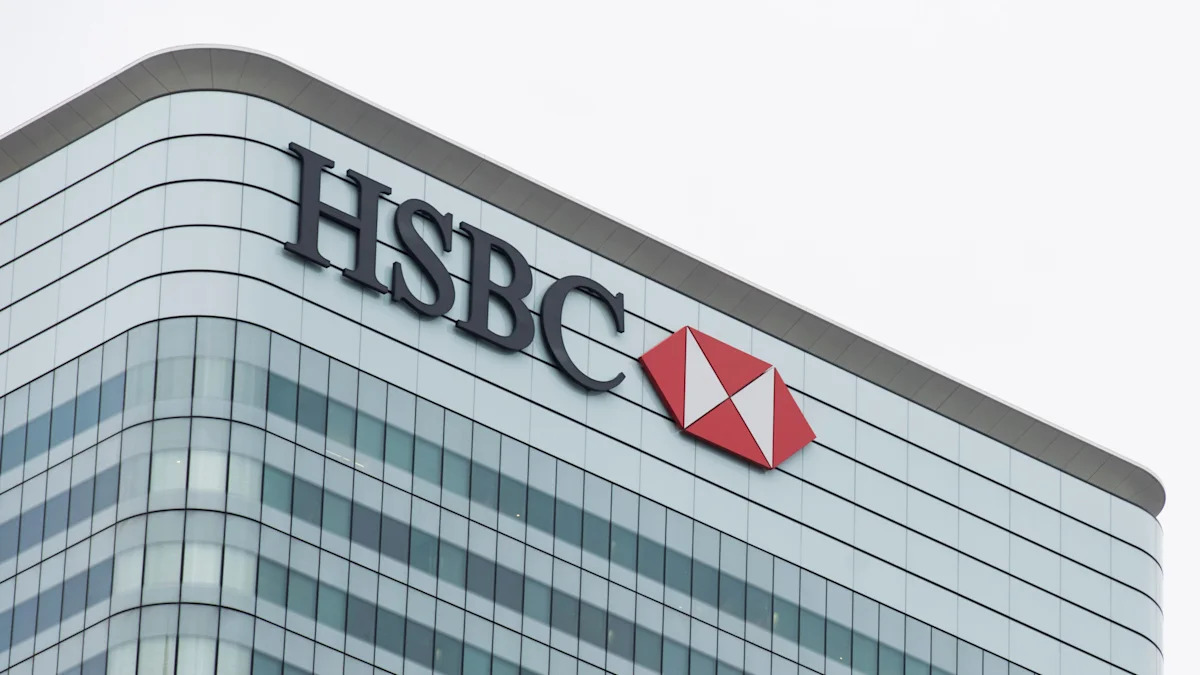 HSBC offloads Singapore life arm in £1.6 billion deal