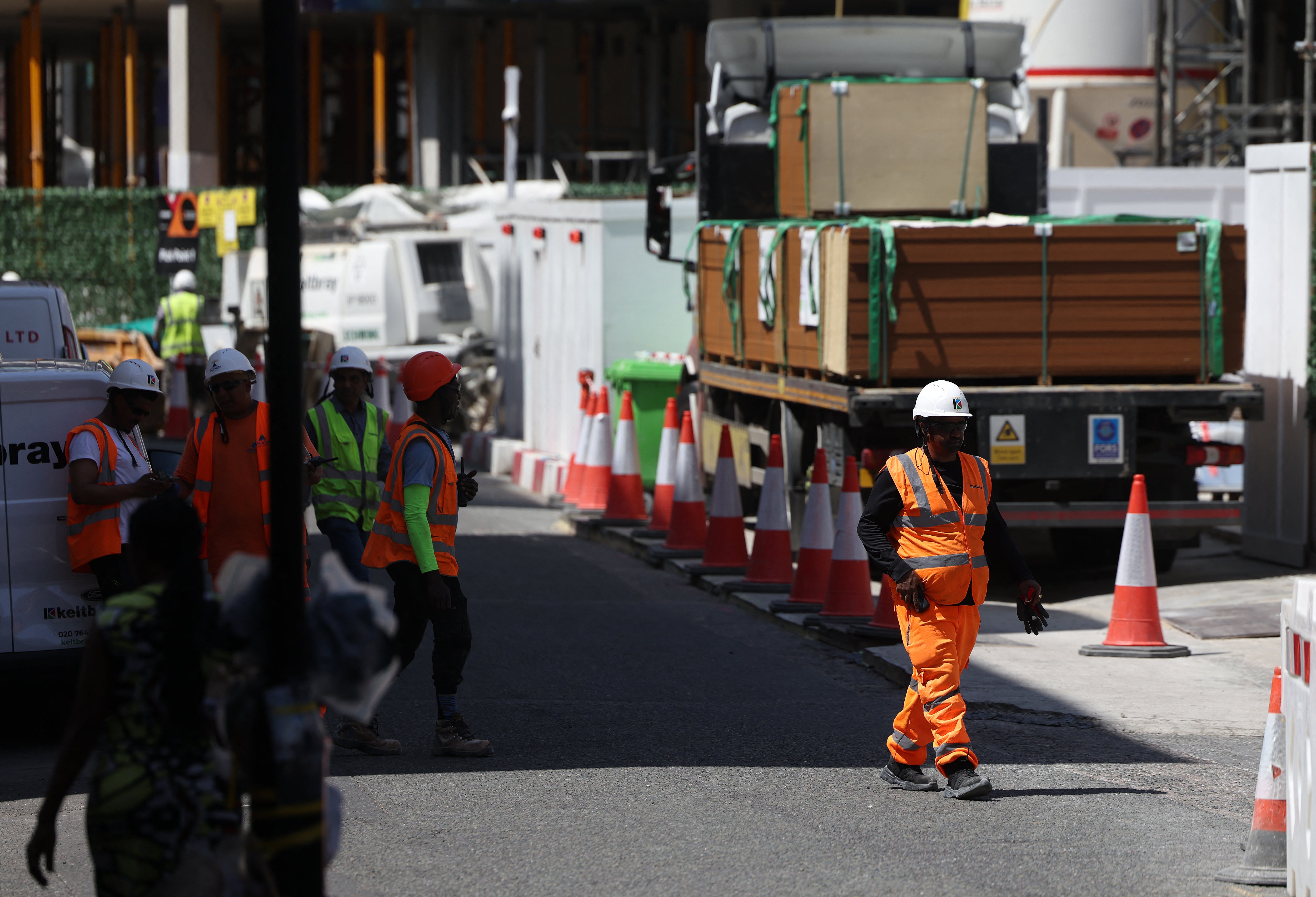 An analysis by the Health and Safety Executive (HSE) showed a continuing fall in the number of fatalities caused by work-related incidents