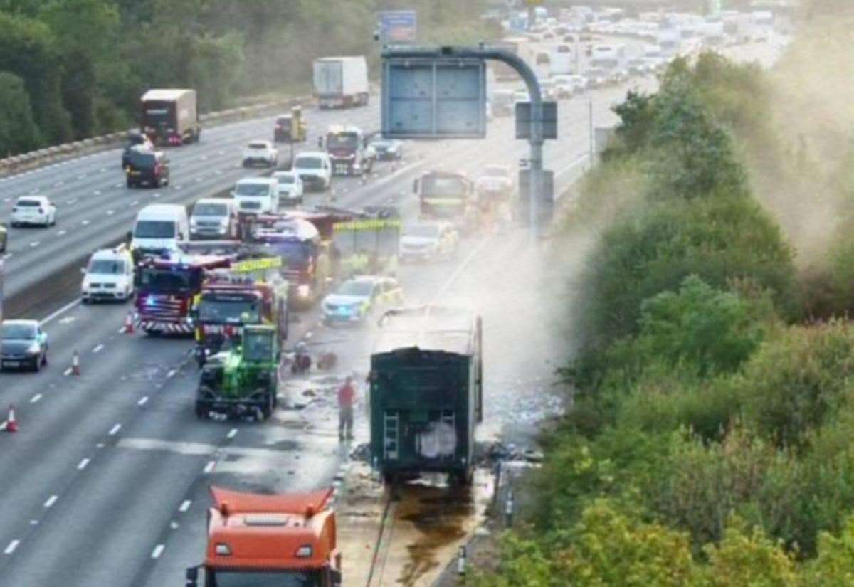 Long delays on M25 in Westerham due to lorry fire