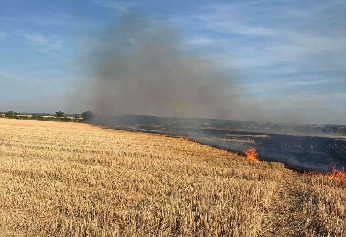 National Grid issues safety warning after foil balloon makes contact with power lines in Tithby sparking field fire