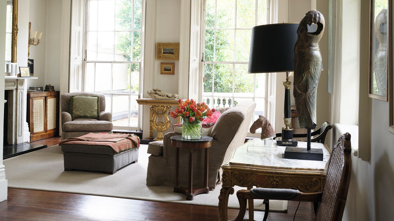 Paul Smith keeps his London home tranquil