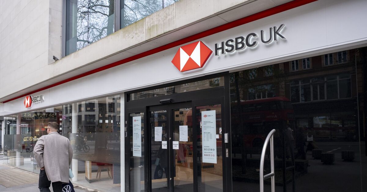 HSBC hands customers free £220 with bonus on top | Personal Finance | Finance