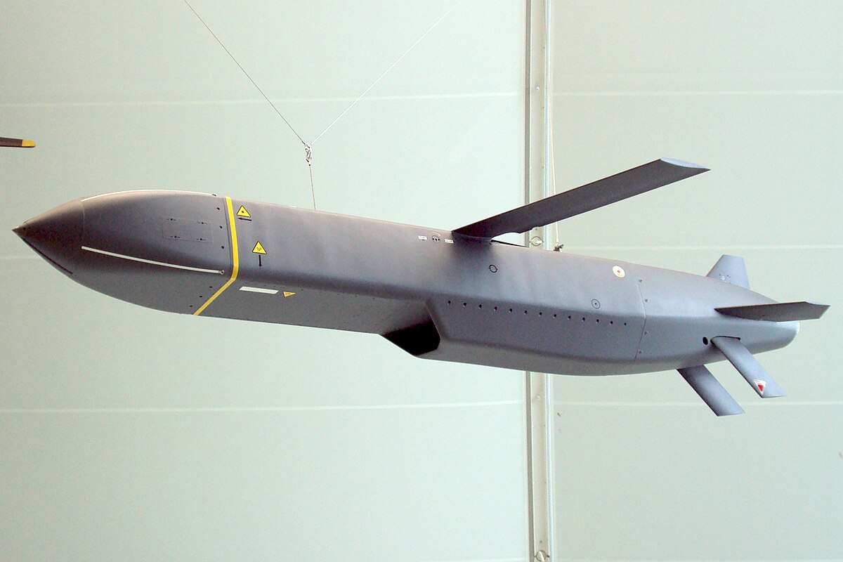 Britain's Storm Shadow tech transfer to Ukraine will lead to more escalation. We need dialogue!