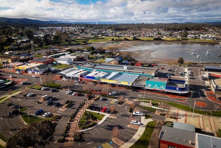 An aerial view of a town in Tasmania.