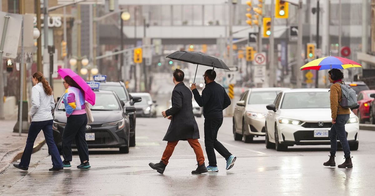 Public servants in executive sector return to the office full-time