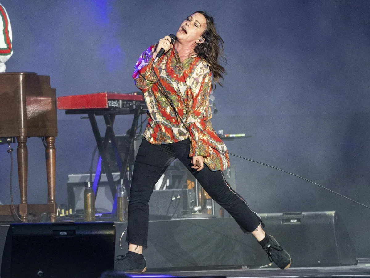 Alanis Morissette, Michael Buble among Toronto's World Cup performers
