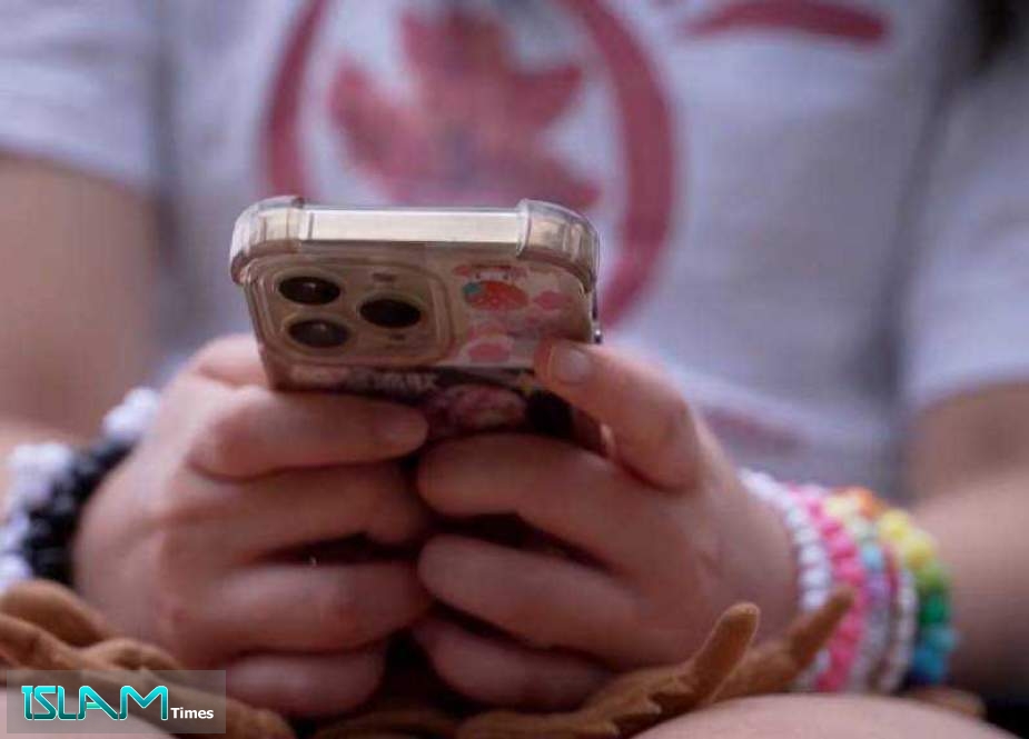 Canada Proposes Social Media Ban for Children under 16