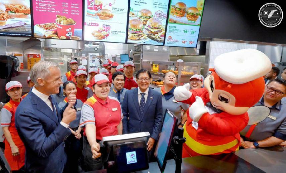 Marcos, Carney visit Jollibee branch in Vancouver
