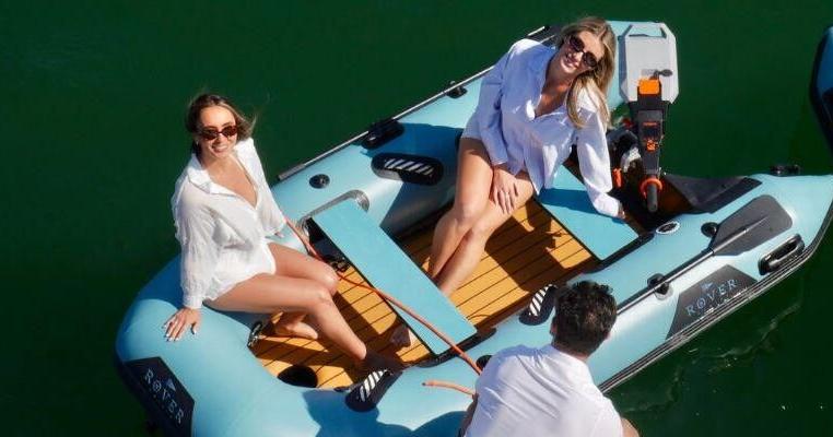 Quiet Electric Boating Offers a New Option for Canadian Cottage Families | Press Releases