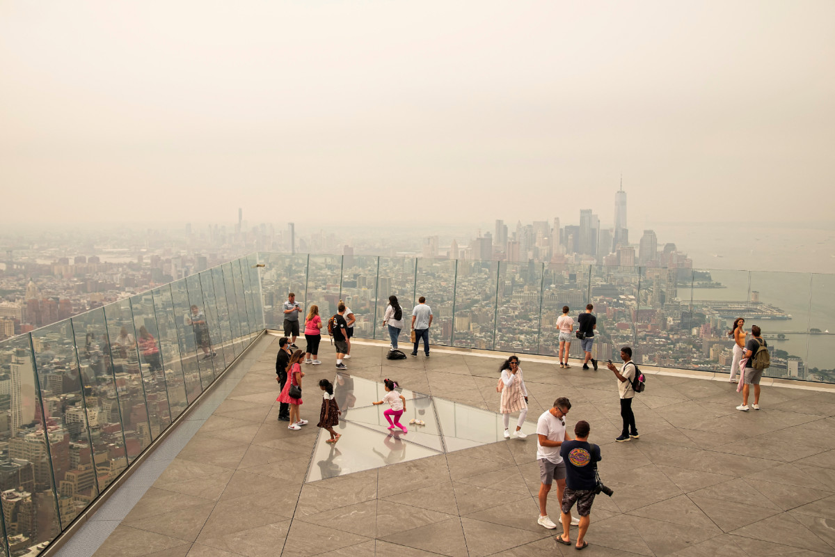 Canada wildfire smoke blankets US mid-west, north-east with hazardous air
