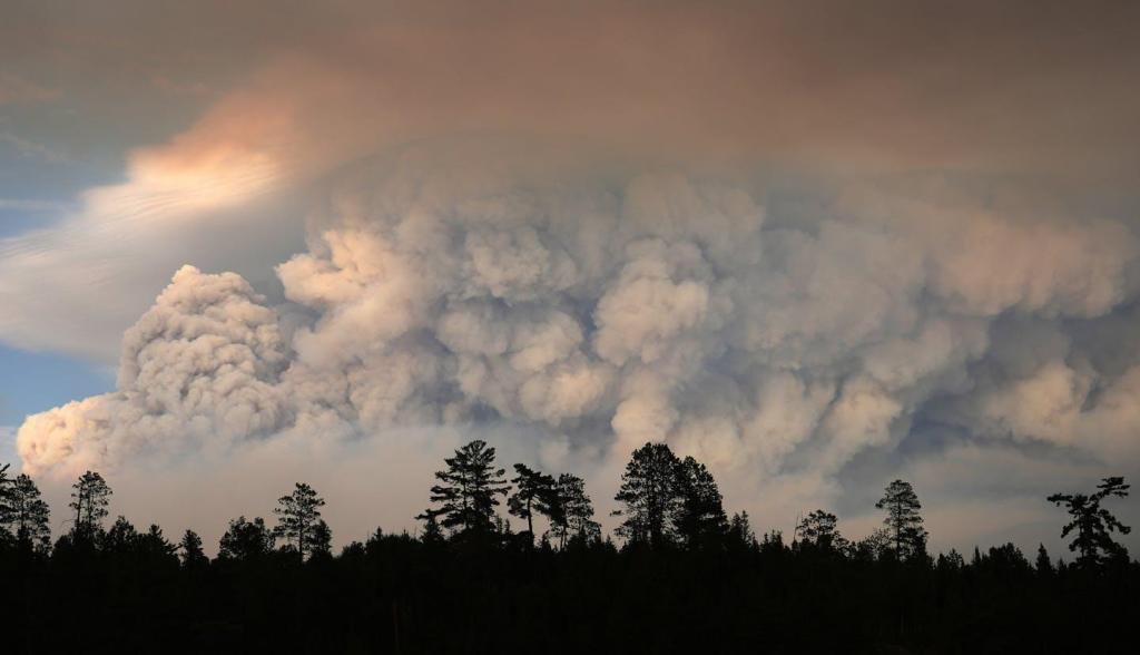 CT firefighters to help battle wildfires blanketing U.S. in smoke