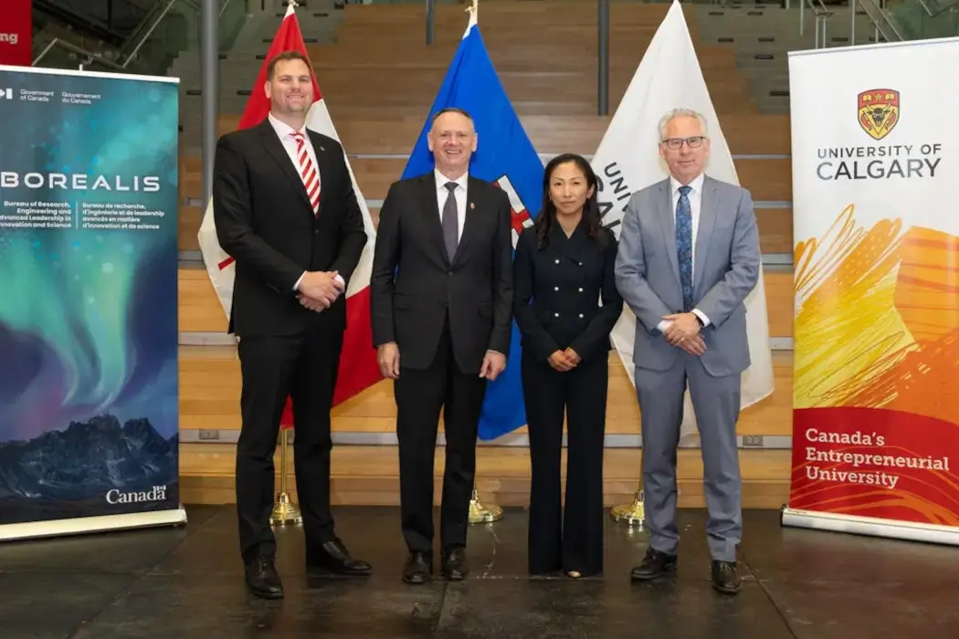 A photo from the announcement of Qauntum DISH