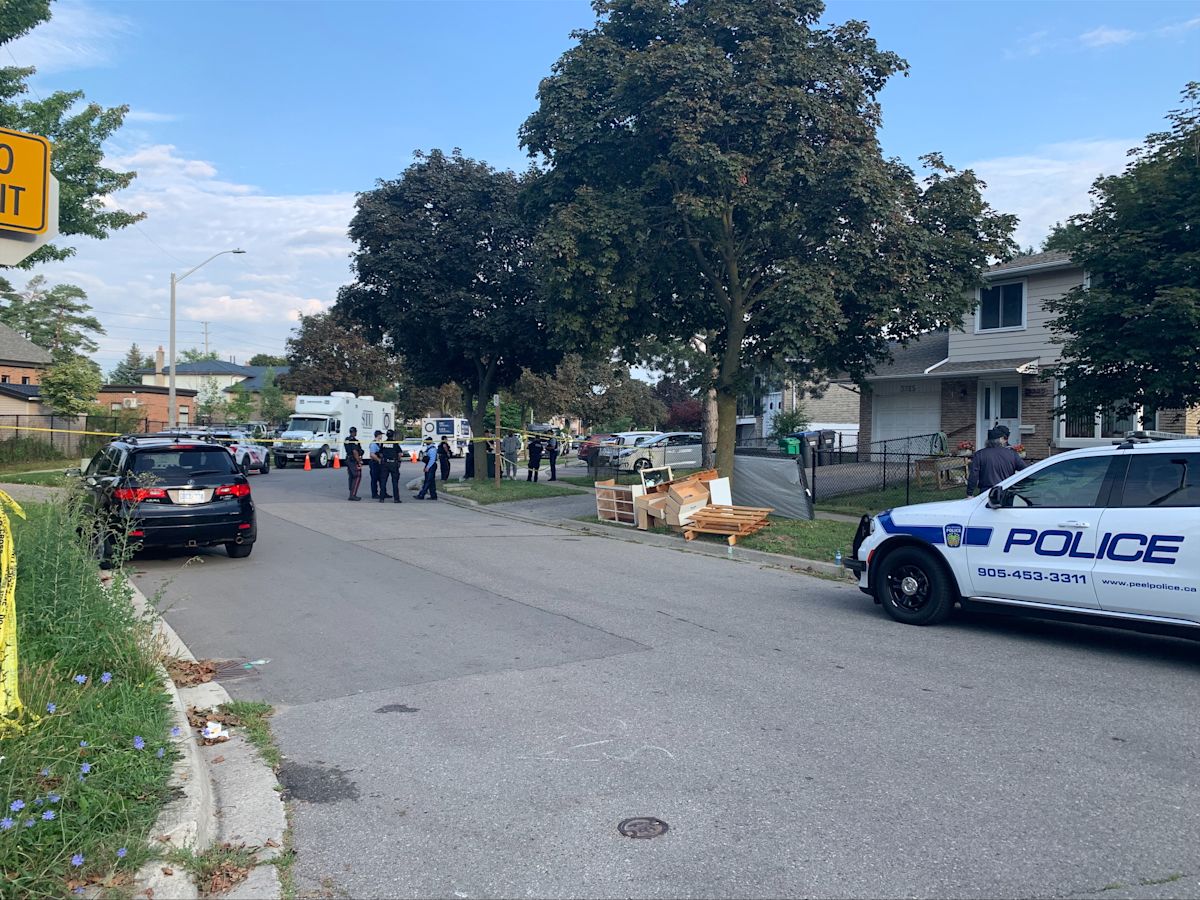 Driver shot dead as auto theft leads Toronto police into Mississauga: SIU