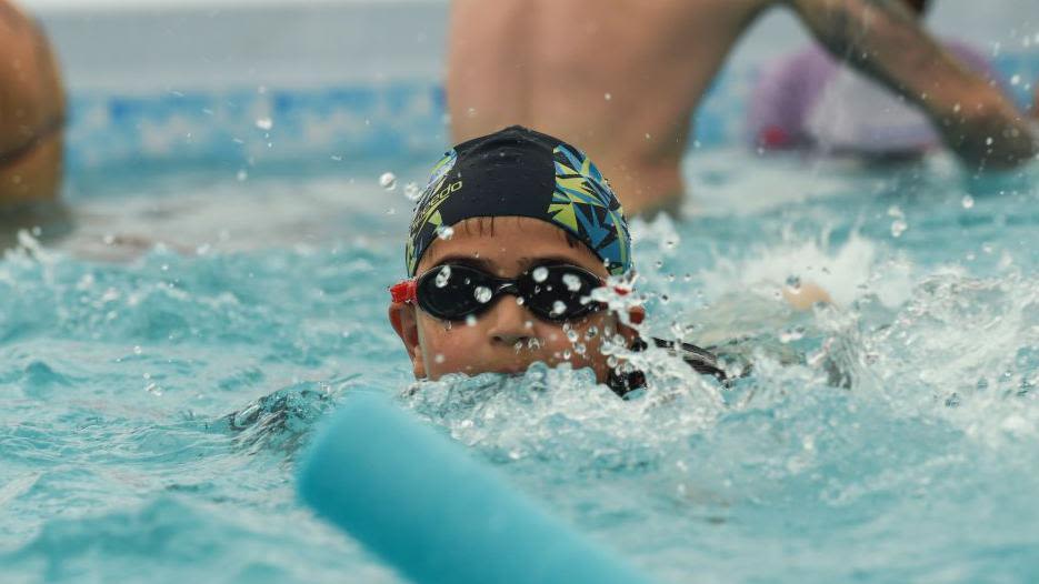 Luton children lowest for swimming skills