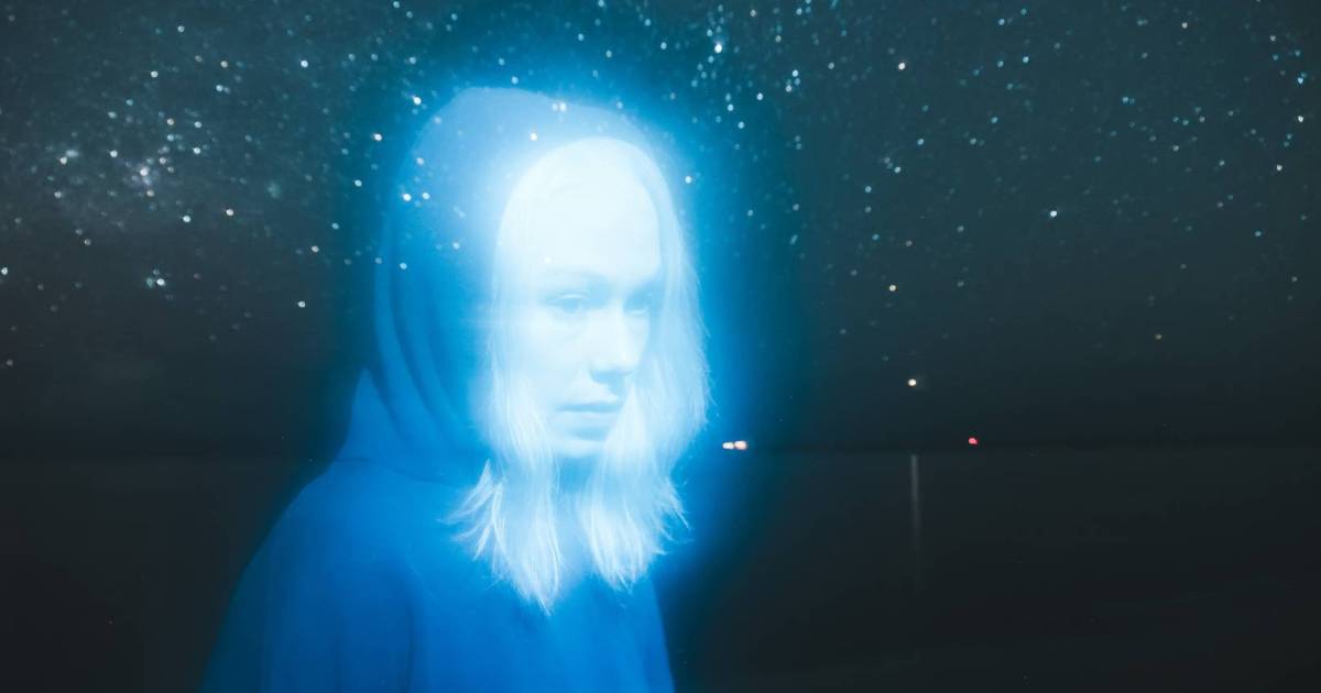 Phoebe Bridgers goes supernova with a planetarium gambit